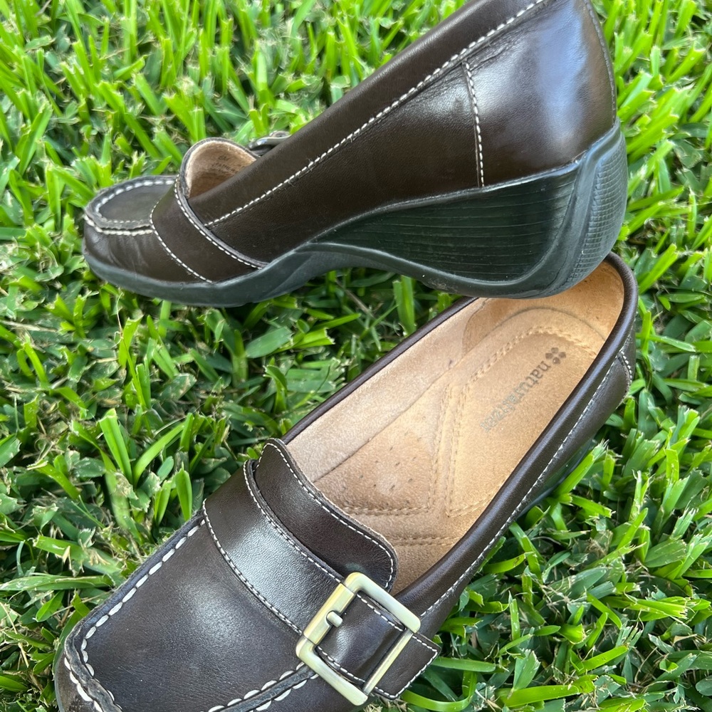 Naturalizer women’s shoe size 6
